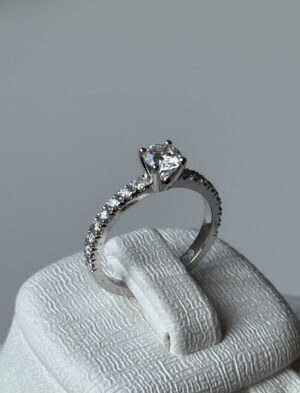 Ամպերոս մատանի