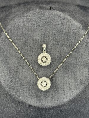 Հալո կախազարդ